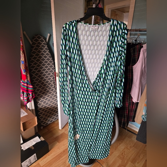 DVF COTTON WRAP DRESS - Picture 7 of 7